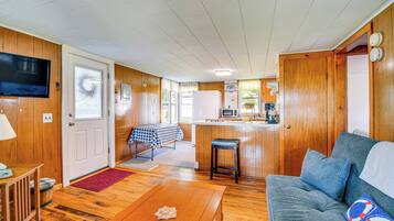 Cottage (2 Bedrooms) | Interior