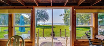 คอทเทจคายูกาเลค: ท่าเรือส่วนตัวและดาดฟ้า!