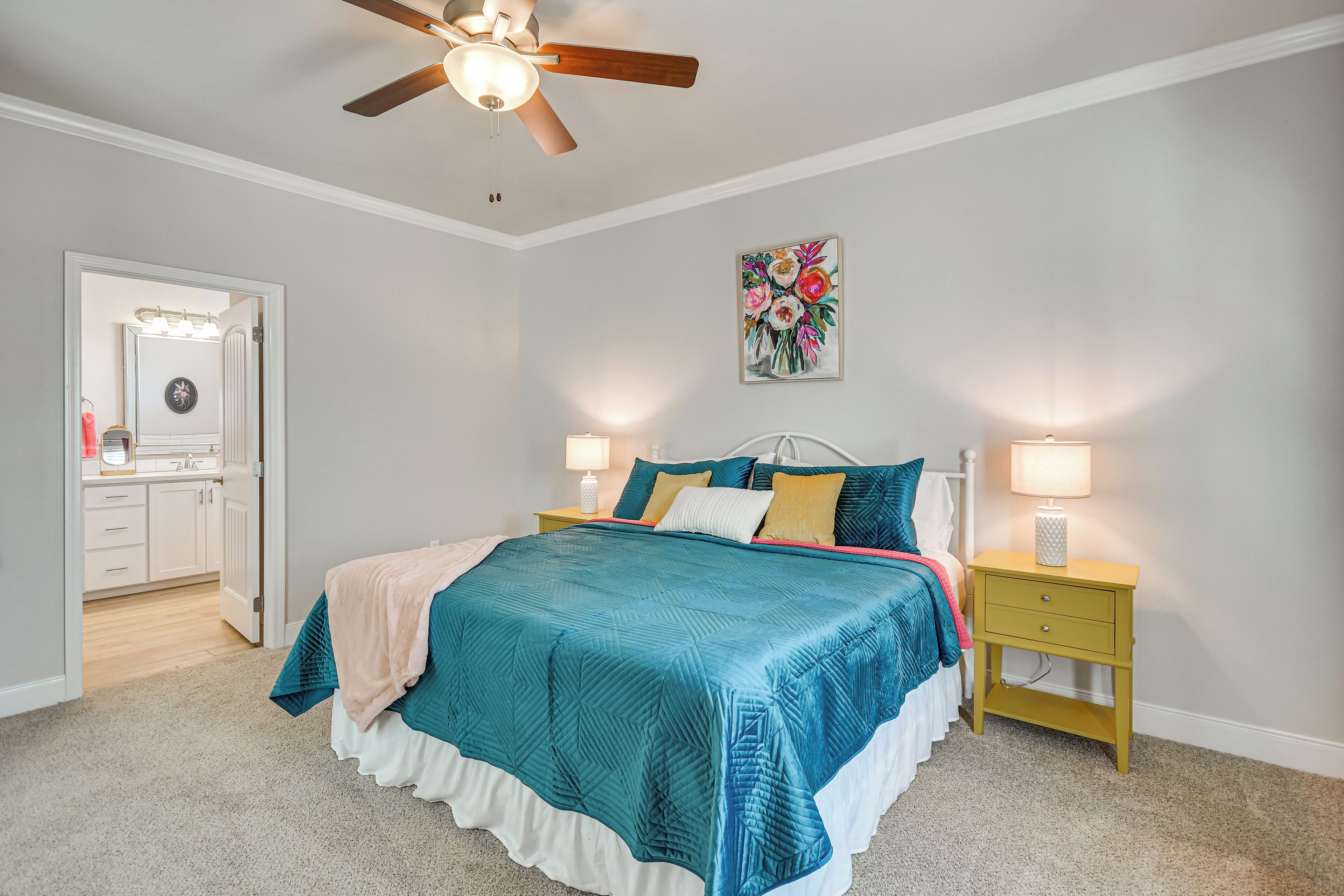 House (4 Bedrooms) | Interior