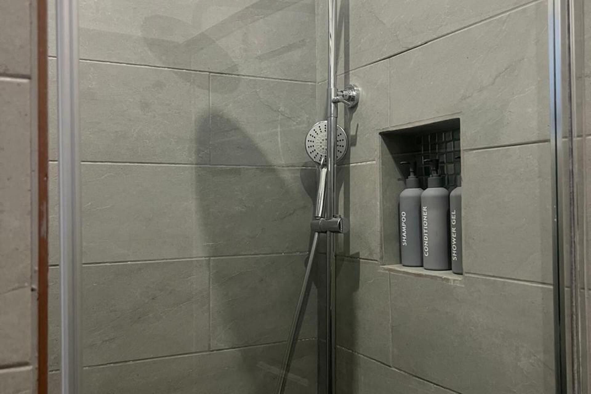 House | Bathroom