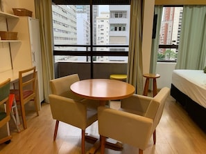 In-room dining - Get a Flat 604 - Jardim Paulista  (São Paulo)