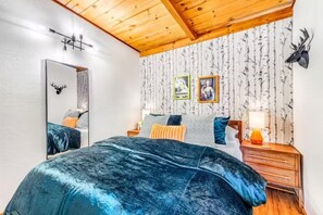 2 عدّة غرف نوم ومكتب ومكواة/لوح كي وواي فاي