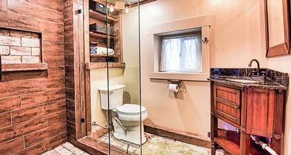 1BR 1 block from Main Street in Downtown Leadville