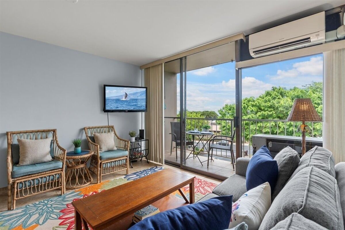 Condo, 2 Bedrooms | Living area | TV