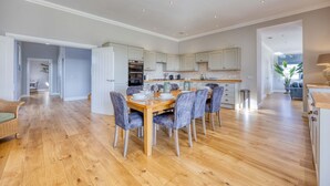 Unclassified image, 4 of 52, button - Farmhouse Retreat with Large Hot Tub (Bishopton)