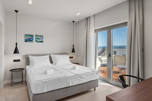 11 bedrooms, iron/ironing board, WiFi, bed sheets - Holiday Resort Almissum - Luxury 11-bedroom villa (Dugi Rat)