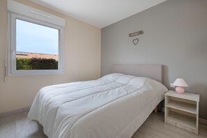 1 غرفة نوم ومكواة/لوح كي