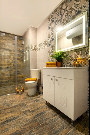 Cortinas blackout, quartos à prova de som, ferros/tábuas de passar roupa