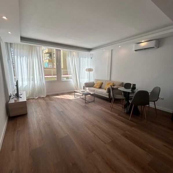 Interior - Suite 52 Congreso (Torremolinos)