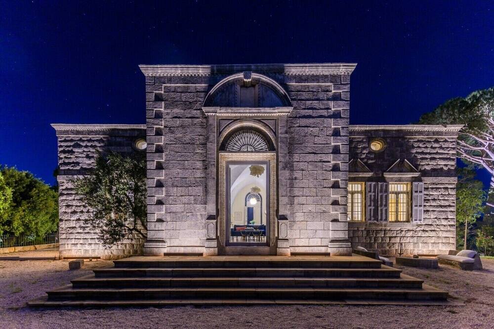 Amani Luxury 4-Bedroom Villa W/Pool in Batroun