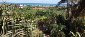 Appartement 100 mÂČ dans villa avec terrasse de 60mÂČ vue sur mer