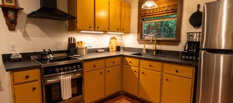 Modern Cowboy Cabin with Scenic Country Views