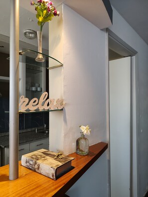 Comfort-Apartment, 1 Schlafzimmer, Stadtblick, Eckzimmer | Wohnbereich