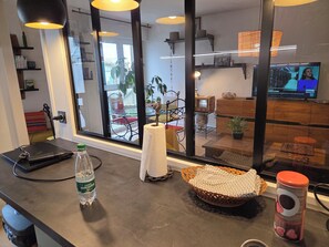 Interior - 6' walk from center and port CONFORTABLE APARTMENT in QUIET RESIDENCE (Vannes)