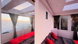 Panoramic Studio Suite, 2 Bedrooms, Mountain View | Free WiFi