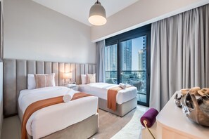 2 bedrooms, in-room safe, iron/ironing board, free WiFi