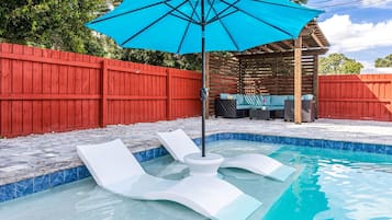 Piscine extérieure, piscine chauffée