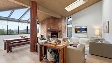 Smart TV, lareira, impressoras