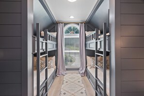 5 Schlafzimmer, Bügeleisen/Bügelbrett, WLAN, Bettwäsche