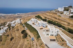 Exterior - Green 3 by Morfes Luxury Apartments (Triantaros, Tinos)