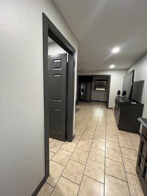 Interior - Fabulous 3-bedroom house with AC in charming Tyler (Tyler)