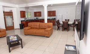 Interior - 3-bedroom condo in fabulous Falmouth Harbour with WiFi, AC (Falmouth Harbour)