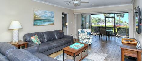 Una Smart TV, libros