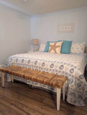 2 bedrooms, iron/ironing board, free WiFi, bed sheets - Beautiful 2 bedroom 2 bathroom condo in an enchanting beach community.  (Destin)