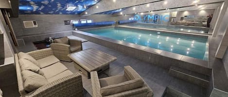 Piscine couverte