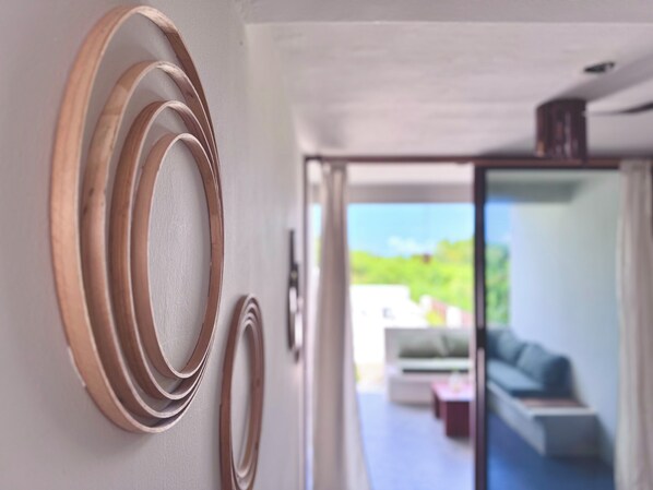 Junior Studio Suite Garden View And Pool View (1) | In-room safe, individually decorated, individually furnished - Kasa Koh (Brisas de Zicatela)