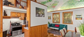 Amazing 2br 2ba with Loft C