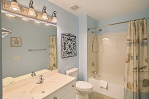 A bathroom with a sink, toilet, and shower. - Amalfi Coast 427D - Beautiful Beach Views, Amazing Onsite Amenities! (Miramar Beach)
