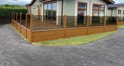 Tranquil Lodge Retreat in Wells