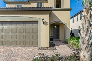 Exterior - Dream Vacation 5 Star 8 Miles from Disney Area8877 (Kissimmee)
