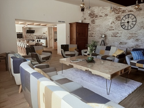 Le Hangar de Papi **** à la campagne avec piscine