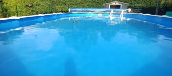 Le Hangar de Papi **** in the country with swimming pool