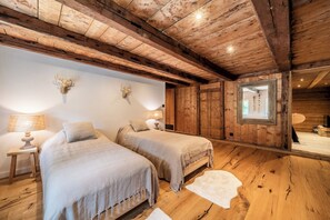 6 Schlafzimmer, Bügeleisen/Bügelbrett, kostenloses WLAN, Bettwäsche