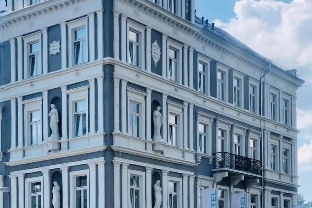 A&F Hotel