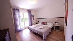 2 bedrooms