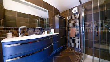 Dusche, Haartrockner