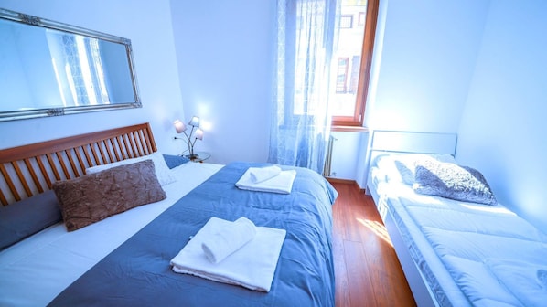 2 bedrooms