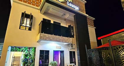 2 Bed Apartment 2 - Cosy Benin City Escape
