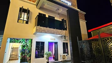 Apartment | Exterior