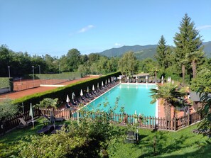 Indoor pool, outdoor pool - Casa Mario two-room apartment with terrace (Tremosine sul Garda)
