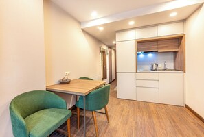 Lägenhet Deluxe - 1 dubbelsäng med bäddsoffa | Vardagsrum