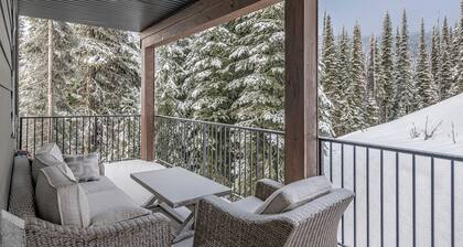 Modern Whole Duplex - Sleeps 24! Both sides, 2 hot tubs, garages, ski in/out!