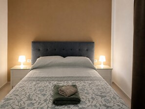 2 bilik tidur, seterika/papan seterika, Wi-fi percuma, cadar katil 