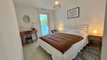 2 soverom, strykejern/-brett, wi-fi og sengetøy