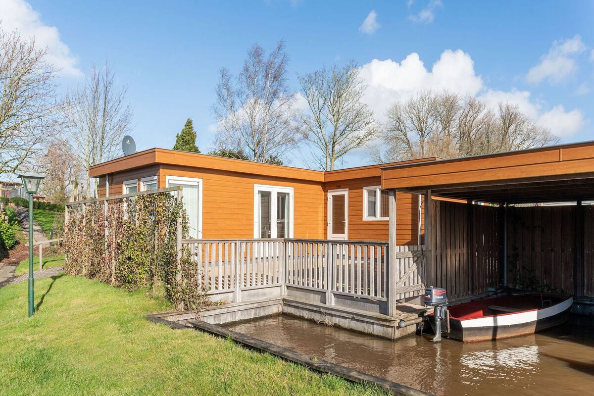 Classic House, 3 Bedrooms | Reception