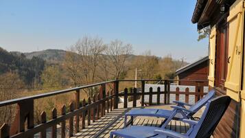 Deluxe House, 4 Bedrooms | View from property